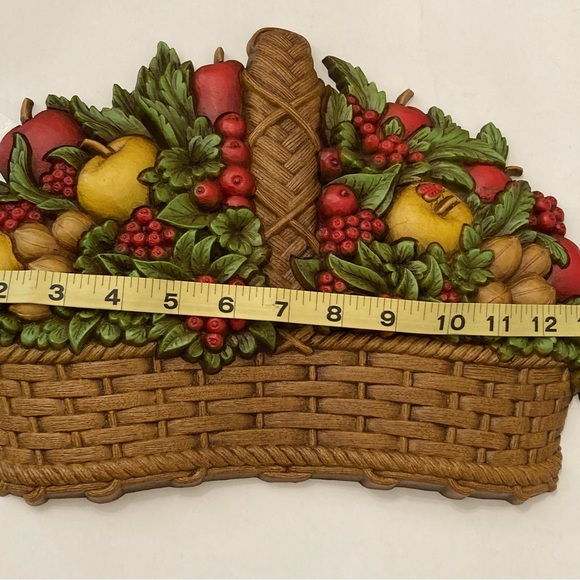 Vintage Homco fruit basket wall hanging - Picture 4 of 5
